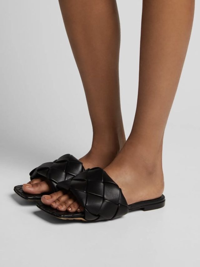 Top 10  Designer Puffy Sandals/