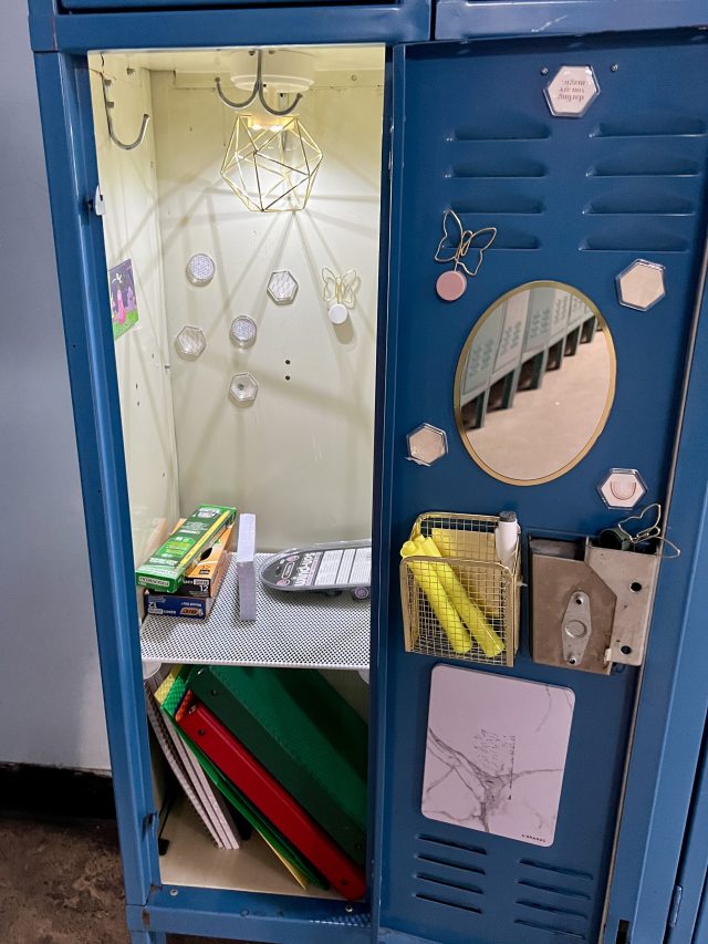 school lockers decorations